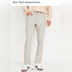 NWOT Slim Tech Hybrid Pants 33x32